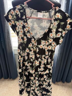 Size 7/8 Flower Dress